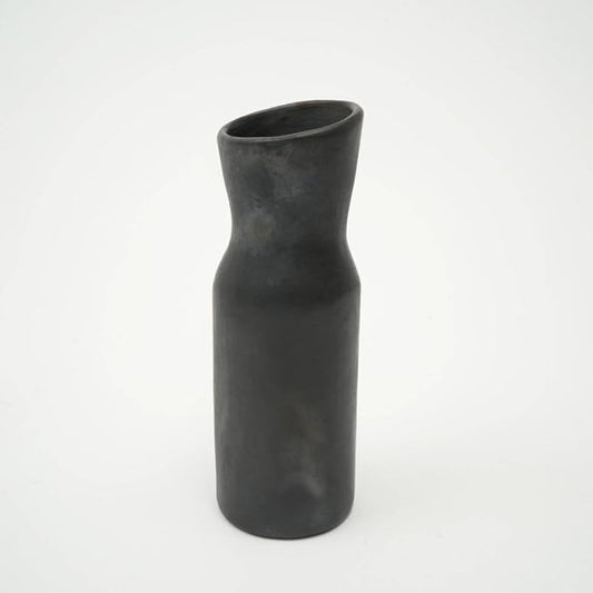 Handmade Longpi Black Pottery Vase Traditional Clay Art Piece for Home Decor and Flower Arrangement