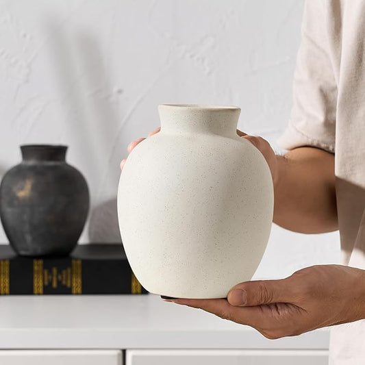 SIDUCAL Spotted Ceramic Modern Style Vase, 5.7 Inch Rustic Farmhouse Boho Vase for Home Decor, Terracotta for Table, Living Room, Wedding, Mantel Decoration, Speckled White