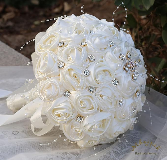Bridal Wedding Bouquet Round Bling Brooch Bouquet Throw Toss Artificial Rose Flower Bunch for Bride Bridesmaid Wedding Quinceanera(Ivory, 8.7")