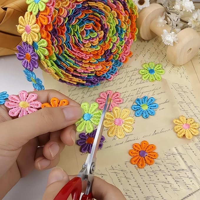 15 Yards Daisy Flower Lace Trim Embroidered Floral Lace Sewing Trim Ribbons for Embellishment Craft Dress Hair Accessories Decorations(Yellow/Green)