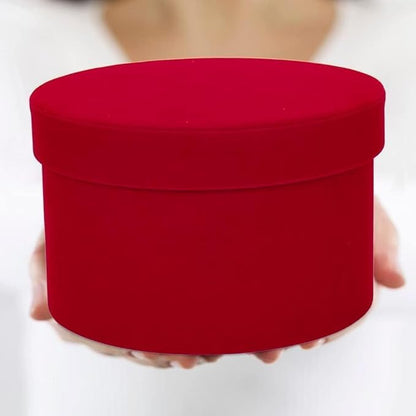 GnFlus Red Gift Boxes with Lids for Presents Set of 4 Round Velvet Nesting Christmas Gifts Box for Arrangements Flowers Wedding Birthday Valentines Bridesmaid Party Anniversary
