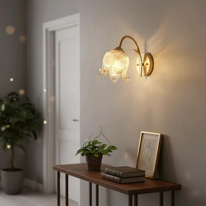 Luxury Floral Brass Wall Sconce Lighting, Modern Lily Flower Art Glass Shade Light Fixture, Brushed Gold Finish Copper Accent Lamp Wall Light for Bedroom, Living Room, Dining Room Decor