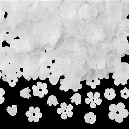 SUNNYCLUE 1 Box 600Pcs 10 Styles Acrylic Flower Beads White Lily Flower Beads Frosted Plastic Trumpet Bell Floral Spacer End Caps for Jewelry Making DIY Craft Bracelets Earrings Necklaces Decorations