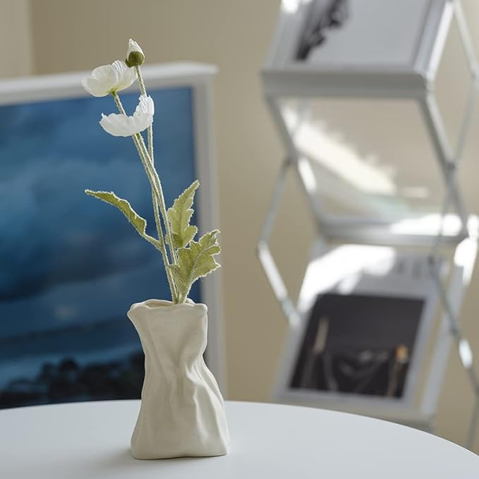 Grab Paper Bag Ceramic Vase, Crinkle Paper Bag Design for Flower Arrangement, Living Room, Dinner Table Decoration Matte Crème