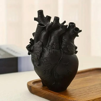 Heart Vase, Gothic Anatomical Resin Flower Pot Desktop, Human Heart Organ Shape for Dried Flower Arrangement on The Dining Table、Desktop Living Room Decoration (Black)