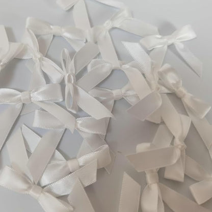 50pcs 1-1/2" Mini White Satin Ribbon Bows Without Twist Ties for Crafts Gift Wrapping Packing Christmas Decoration (White)