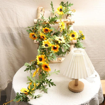 Artificial Sunflower Vine 175cm, Fake Sunflowers Garland with Yellow Silk Flowers and Green Leaves for Wedding Party Home Decor, 2 Pack