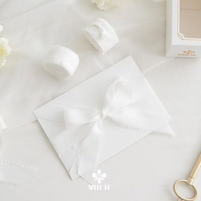MEEDEE White Chiffon Ribbon 1 Inch White Fringe Ribbons Chiffon Silk Frayed Edge Ribbon Thin Chiffon Ribbons for Crafts, Gift Wrapping, Wedding Invitation (3 Rolls 21 Yards)
