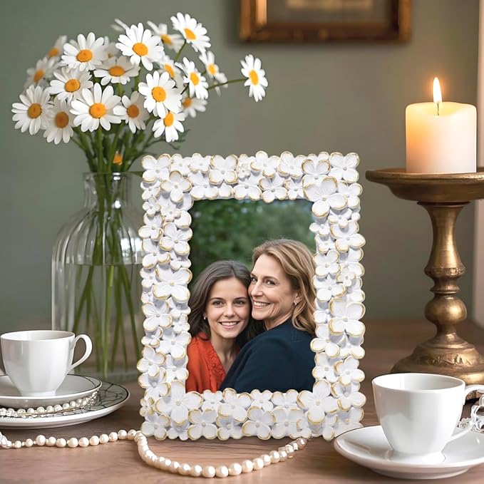 Hodao 4×6 White Floral Picture Frame — Handcrafted Textured Flower Picture Frame with Plastic Photo Cover & Built-In Easel for Tabletop Display, Decorative Home Décor, Nursery & Photo Keepsake