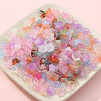LadayPoa 350pcs Glass Bellflower Beads for Jewelry Making Trumpet Flower Beads Gradient Clear Cute Bead for Bracelets Making Aesthetic Bead Charms for DIY Necklace Decoration-Green Series