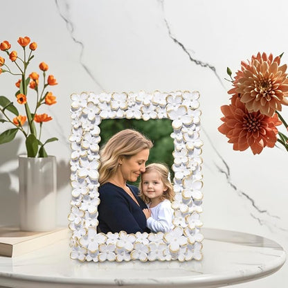 Hodao 4×6 White Floral Picture Frame — Handcrafted Textured Flower Picture Frame with Plastic Photo Cover & Built-In Easel for Tabletop Display, Decorative Home Décor, Nursery & Photo Keepsake