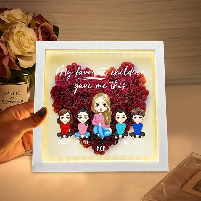 Personalized Mom Flower Shadow Box with LED Light Custom Heart Shaped Rose Flower Shadow Box Frame with Family Portrait To My Daughter Mother's Day Shadowbox Memory Gifts for Mom from Daughter