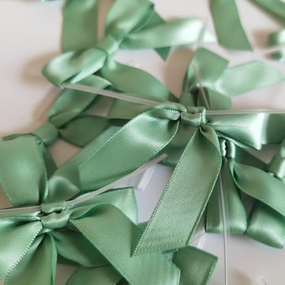 50pcs 2-1/2" Vanilla Green Satin Ribbon Bows with Twist Ties Celadon Satin Ribbon Bows for Candy Party Decoration Gift Packing Wrapping Accessories(2.5“,Vanilla)