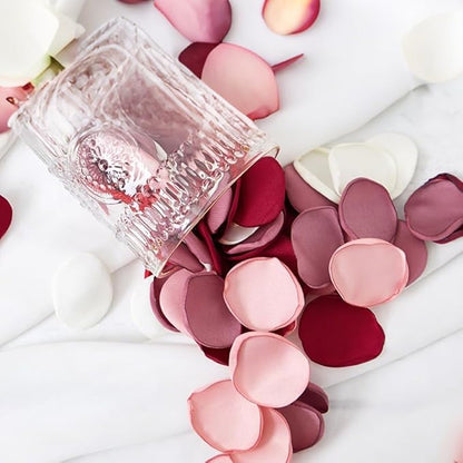 200Pcs Premium Silk Rose Petals Artificial - Large Realistic Scatter Petals for Romantic Wedding Centerpieces, Aisle & Table Decor with Gift Box