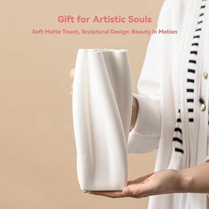 White Ceramic Vase with Ruffled Texture - 8.9" Unique Flower Vase for Pampas Grass & Centerpieces, Decorative Boho/Farmhouse Vase for Living Room, Office Desk & Housewarming Gift (for Her/Yourself)
