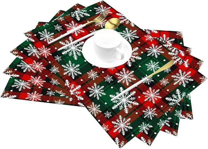 PVC Placemats Set of 4 Wipeable Table Mats Washable Heat Resistant Non Slip Vinyl Dining Table Mat for Kitchen Indoor Outdoor Patio Farmhouse Place Mats Grid Green Red Xmas Decorative