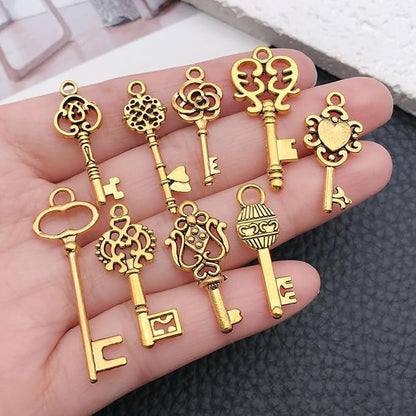 WOCRAFT 60pcs Antique Gold Small Key Bracelet Charms for Jewelry Making Sets DIY Necklace Bracelet Keychain Crafting Charms Kit Craft Supplies (SN923)
