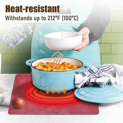 UnivoColors Washed Cowhide Pattern PU Leather Placemats Set of 6 Heat Resistant Kitchen Table Mats, Waterproof Wipeable for Party Decoration(Green)