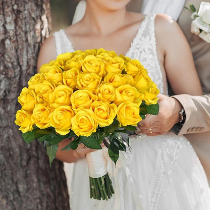 30pcs Fake Roses Artificial Silk Flowers Long Stems Bouquet for Wedding Bridal Shower Party Home Decoration (Yellow)