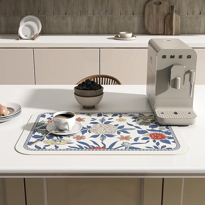 patdrea Blue Floral Rectangular PVC Placemats, Pack of 6, Waterproof Insulation, Soft and Durable, Suitable for Dining Table, Kitchen and Coffee Table Decoration,12"*17"