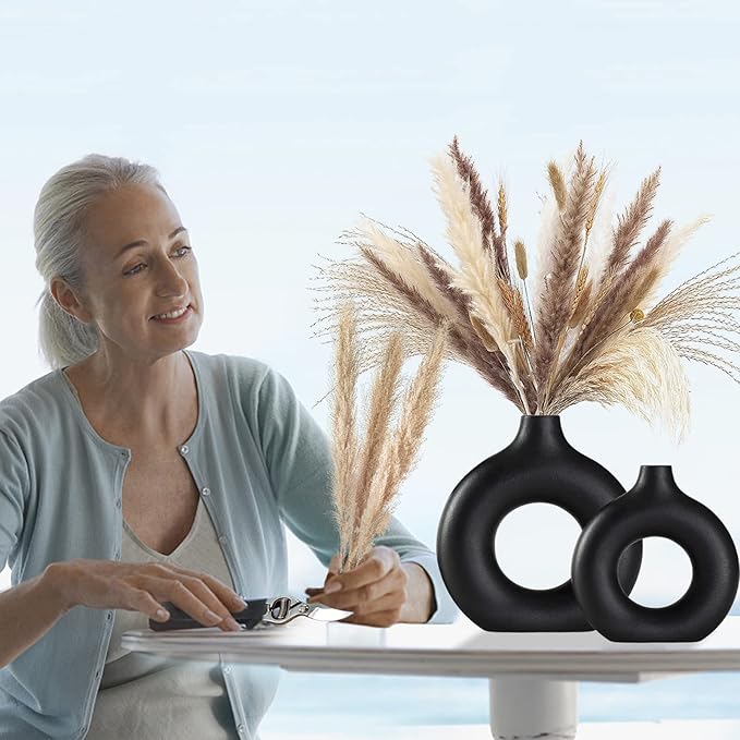 Black Ceramic Vase for Modern Home Decor, Round Matte Pampas Flower Vases Minimalist Nordic Boho Ins Style for Wedding Dinner Table Party Living Room Office Bedroom, Decorative Gift