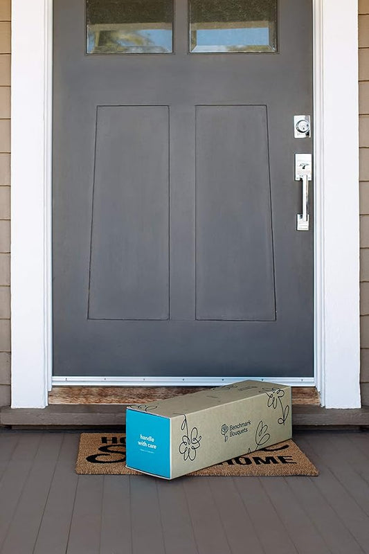Benchmark Bouquets - 16 Stem Chrysanthemum Daisies (Glass Vase Included) - Fresh Flowers for Delivery - Gift for Birthday, Anniversary, Sympathy, Get Well, Congratulations, Thanksgiving, Christmas