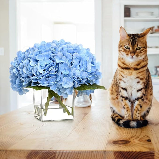 BLEUM CADE Luxury PU Fake Flowers in Vase with Faux Water, Blue Real Touch Hydrangea Artificial Flowers with Glass Vase for Office Home Dining Room Centerpiece Table Decorations