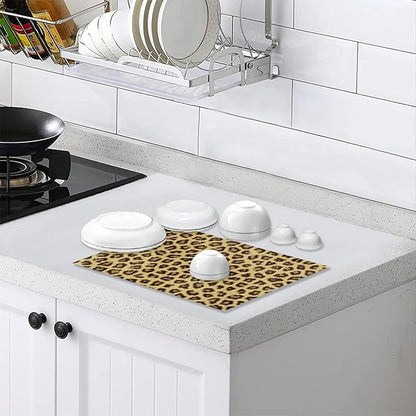 Placemats Set of 4 Waterproof Oilproof Table Mats Leopard Print Pattern Washable Wipeable Heat Resistant Easy to Clean for Indoor Outdoor Party Kitchen Dining Table Decoration 12 * 18in