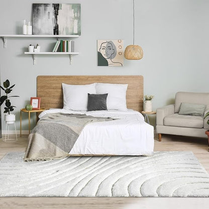 LUXE WEAVERS Lantanas Collection 7070 Cream 5x7 Modern Shag Geometric Area Rug