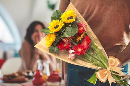 MYGOGOART 50 Pcs Flower Bouquet Wrapping Paper Flower Bags Sleeves for Bouquets Kraft Paper Floral Wrap Bags Flower Bouquet Supplies(14 x 22 x 4.7 inches)