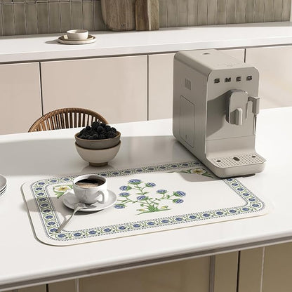 patdrea Blue Floral Rectangular PVC Placemats, Pack of 6, Waterproof Insulation, Soft and Durable, Suitable for Dining Table, Kitchen and Coffee Table Decoration,12"*17"