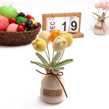 Handmade Tulips, Artificial Plant Crochet Flowers， Tulips Suitable for Home Room, Table, Office Ornaments and Birthday Gifts Suitable for Family and Friends Anniversary (5 Flowers-Yellow)