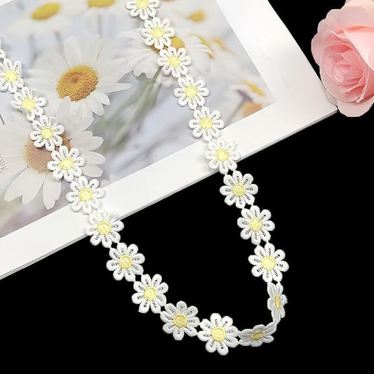 15 Yards Daisy Flower Lace Trim Embroidered Floral Lace Sewing Trim Ribbons for Embellishment Craft Dress Hair Accessories Decorations (White with Yellow, 1" x 15 Yards)