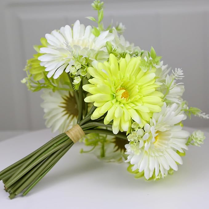 Artificial Daisy Flowers Vases for Table Centerpiece Decor, Lifelike Fake Silk Spring Flowers, Perfectly Mimics Real Daisy and Spring Blooms (Green & White with Glass Vase)