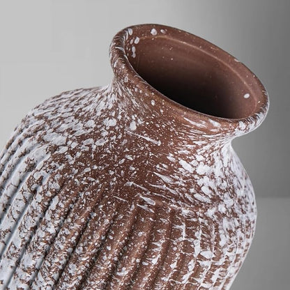 Ceramic Flower Vase Home Décor, 9.25 Inch Rustic Farmhouse Vase, Ribbed Vintage Vase, Pottery Decorative Vases for Living Room, Entryway Table, Shelf, Kitchen Island, Coffee Table(Mottled-Brown)