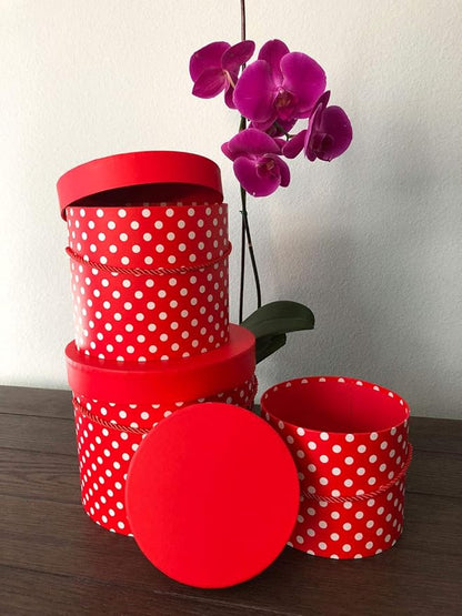 UNIKPACKAGING Premium Quality Round Flower Box, Gift Boxes for Luxury Flower and Gift Arrangements, Set of 3 pcs, (Red White Dots)