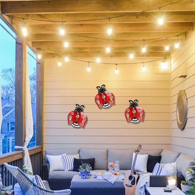 Metal Ladybugs Wall Art Decor, Christmas Large Ladybugs Wall Sculpture, Christmas Garden Decoration Hanging for Outdoor Garden Yard Lawn Patio, 9.5 * 7 Inch, 3 Pack, Gift for Family