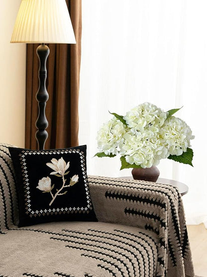 4 Pcs Real Touch Hydrangeas White Artificial Hydrangeas Flowers Real-Looking Faux Latex Hydrangea for Kitchen Living Room Porch Home Decor Baby Shower Party Wedding Table Centerpiece