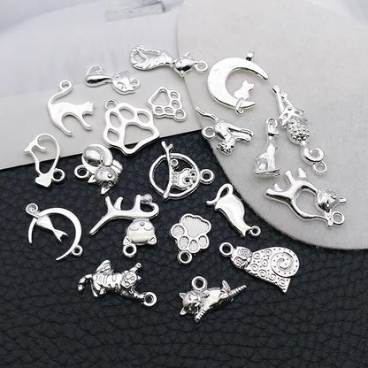 WOCRAFT 60pcs Bright Silver Cat Charms Bracelet Charms for Jewelry Making Sets DIY Necklace Bracelet Keychain Crafting Charms Kit Craft Supplies (SN843)