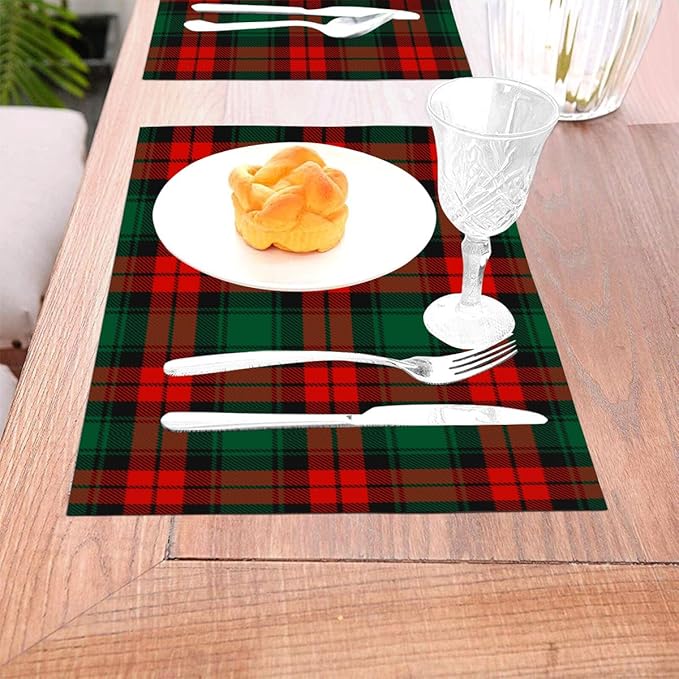 PVC Placemats Set of 1 Wipeable Table Mats Washable Heat Resistant Non Slip Vinyl Dining Table Mat for Kitchen Indoor Outdoor Patio Farmhouse Place Mats Christmas Green Red Grid Decorative
