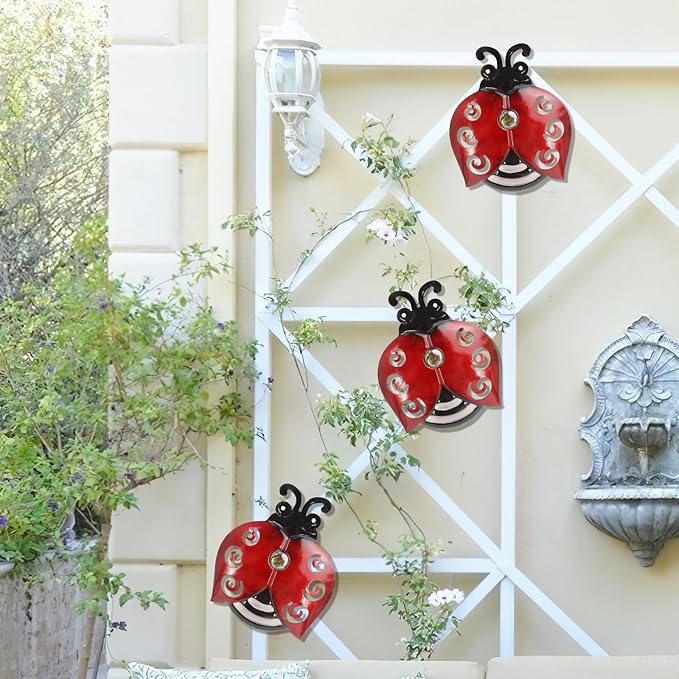 Metal Ladybugs Wall Art Decor, Christmas Large Ladybugs Wall Sculpture, Christmas Garden Decoration Hanging for Outdoor Garden Yard Lawn Patio, 9.5 * 7 Inch, 3 Pack, Gift for Family