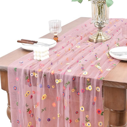 Joanlody 3pcs Blushing Pink Embroidery Daisy Christmas Table Runner Florals Seasonal Tulle Table Runner Holiday Kitchen Dining Table Decoration for Home Party Indoor