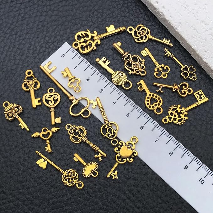 WOCRAFT 60pcs Antique Gold Small Key Bracelet Charms for Jewelry Making Sets DIY Necklace Bracelet Keychain Crafting Charms Kit Craft Supplies (SN923)