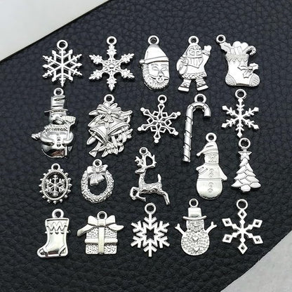 WOCRAFT 60pcs Bright Silver Christmas Bracelet Charms for Jewelry Making Sets DIY Necklace Bracelet Keychain Crafting Charms Kit Craft Supplies (SN829)