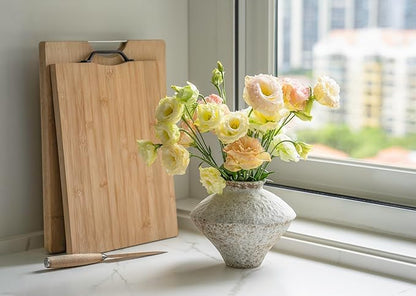 Handmade Rustic White Ceramic Vase Decorative Flower Vase, Textured Pottery Vase for Centerpieces, Kitchen, Living Room, Bedroom Decor Gifts