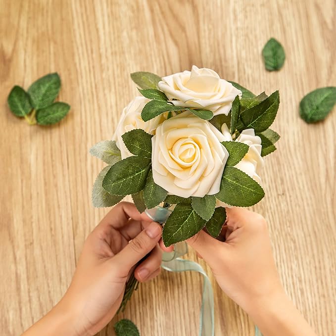 Artificial Flower Foam Rose 25pcs Real Looking Fake Rose with Stems Leaves for Home Decoration Party Garden Centerpieces DIY Wedding Bouquets（Champagne）