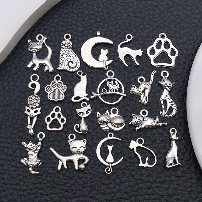 WOCRAFT 60pcs Antique Silver Cat Bracelet Charms for Jewelry Making Sets DIY Necklace Bracelet Keychain Crafting Charms Kit Craft Supplies (SN839)