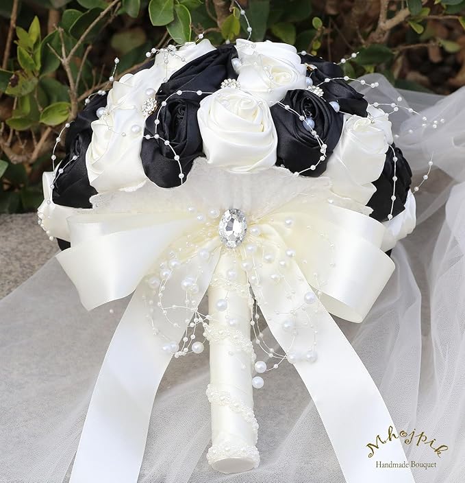 Bridal Wedding Bouquet Round Bling Brooch Bouquet Throw Toss Artificial Rose Flower Bunch for Bride Bridesmaid Wedding Quinceanera(Black & Ivory, 7.5")