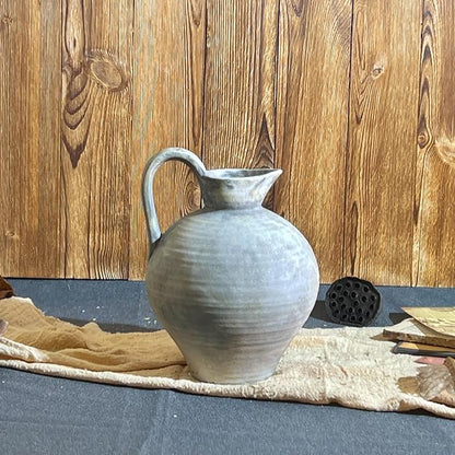 Ceramic Rustic Farmhouse Vase with Handle, 8.7 Inch White Gray Vintage Vase, Rustic Ceramic Pottery for Home Decor, Farmhouse Decor Centerpiece for Kitchen, Living Room, Entryway