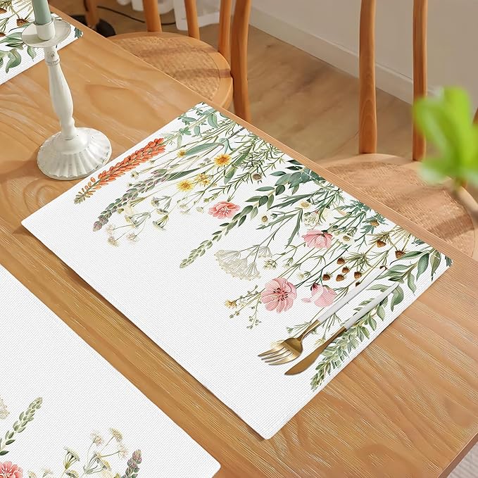 Floral Placemats Set of 4 Flower Daisy Spring Table Mats Washable Place Mats for Home Party Indoor Kitchen Dining Table Decoration 12x18 Inch
